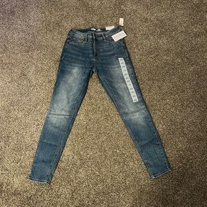Old navy jeans. Size 4.